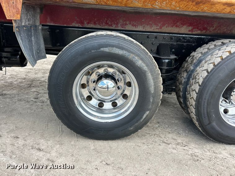 image for item FC2673 2003 Peterbilt PB330 dump truck