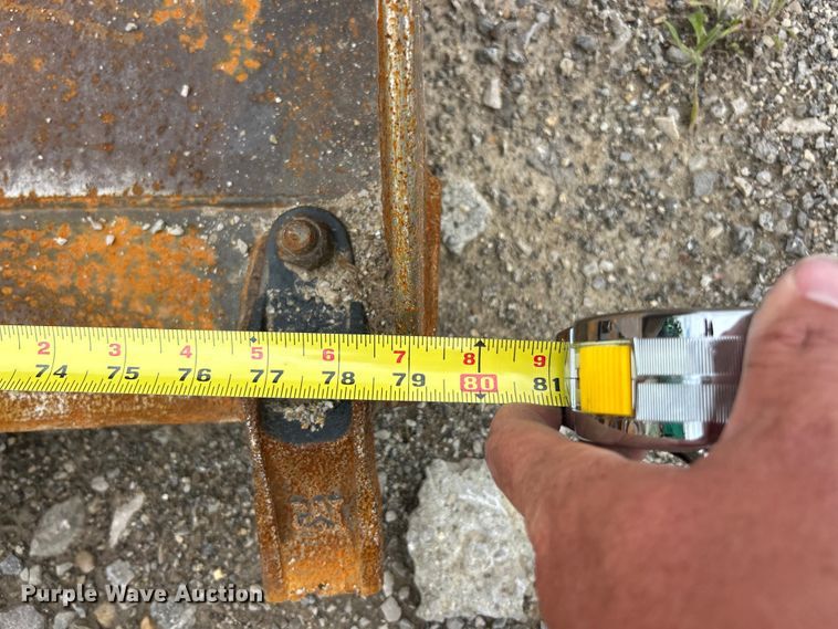 image for item FC2675 Caterpillar 79