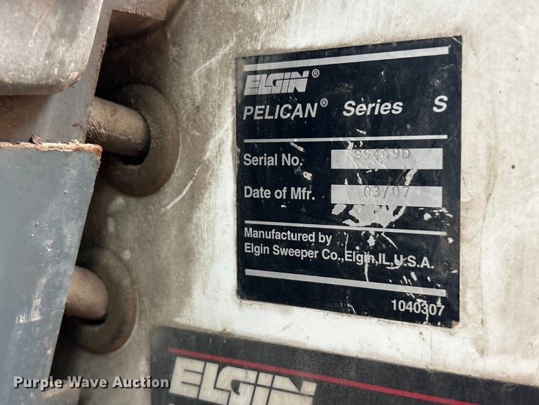 image for item FC2687 2007 Elgin Pelican Series S sweeper