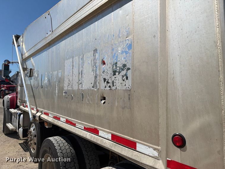 image for item FC3082 2018 Mack GU713 dump truck