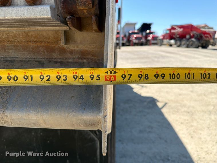 image for item FC3082 2018 Mack GU713 dump truck
