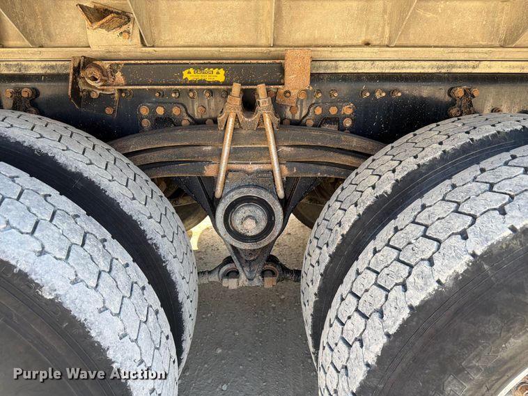 image for item FC3082 2018 Mack GU713 dump truck