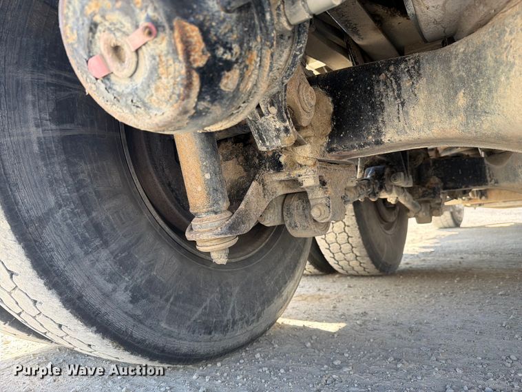 image for item FC3082 2018 Mack GU713 dump truck