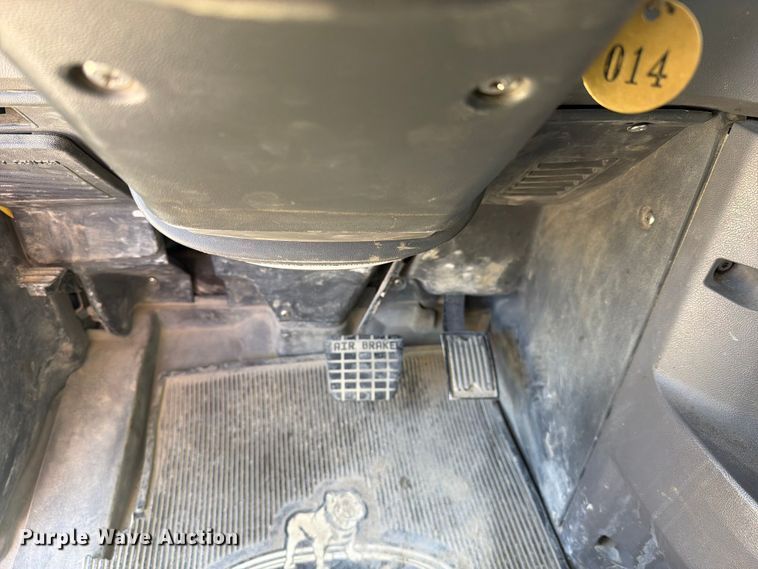 image for item FC3082 2018 Mack GU713 dump truck