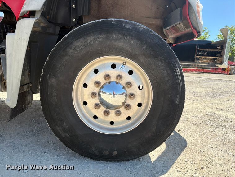 image for item FC3082 2018 Mack GU713 dump truck