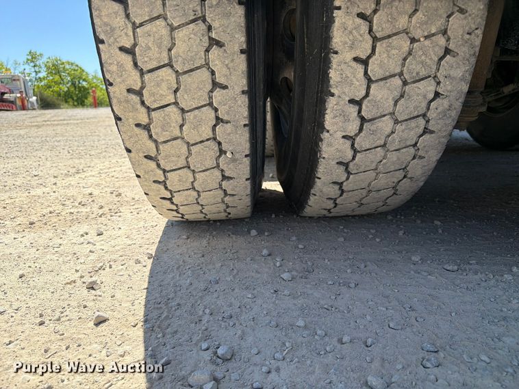 image for item FC3082 2018 Mack GU713 dump truck