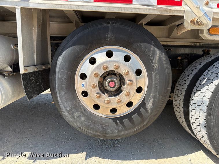 image for item FC3082 2018 Mack GU713 dump truck