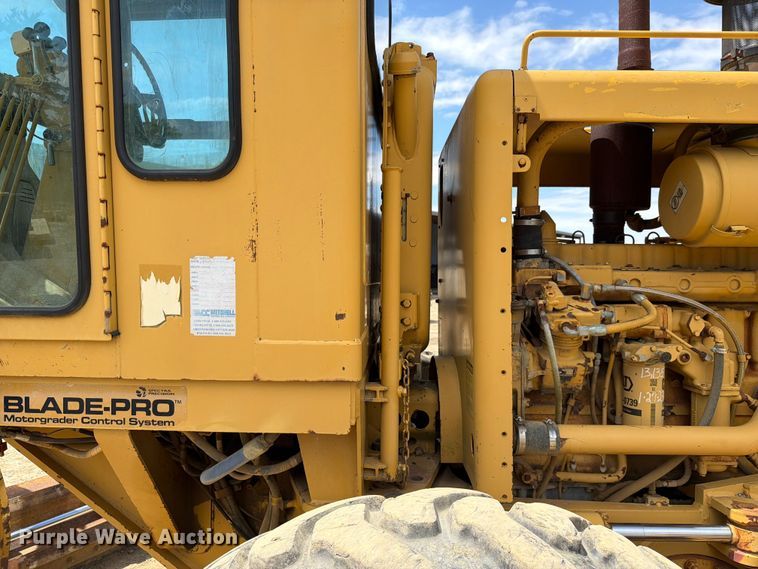 image for item FC3083 1994 Caterpillar 12G motor grader