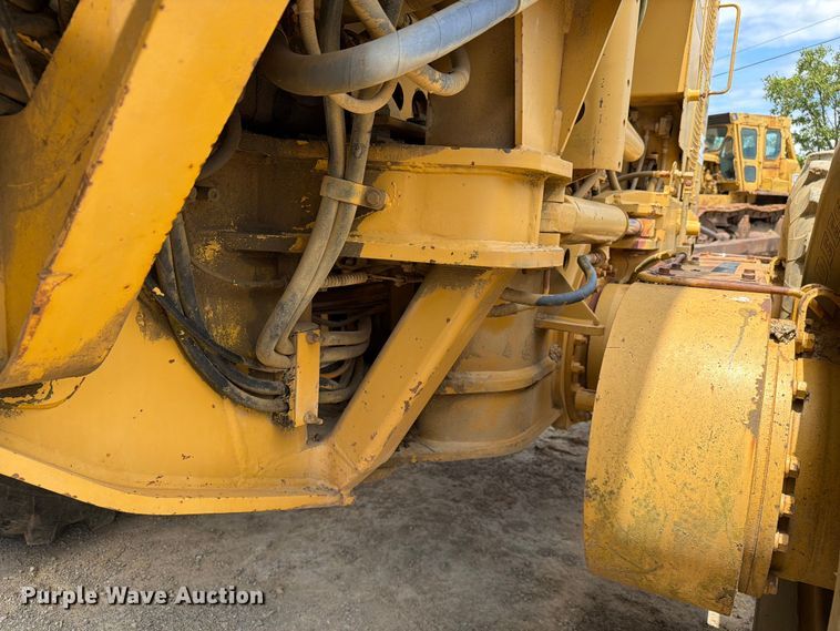 image for item FC3083 1994 Caterpillar 12G motor grader