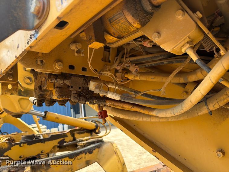 image for item FC3083 1994 Caterpillar 12G motor grader