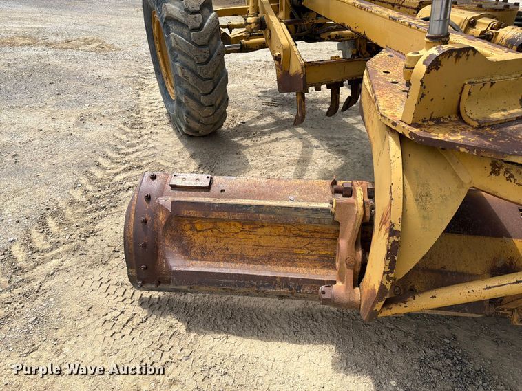 image for item FC3083 1994 Caterpillar 12G motor grader