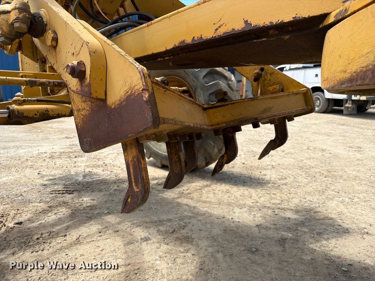 image for item FC3083 1994 Caterpillar 12G motor grader