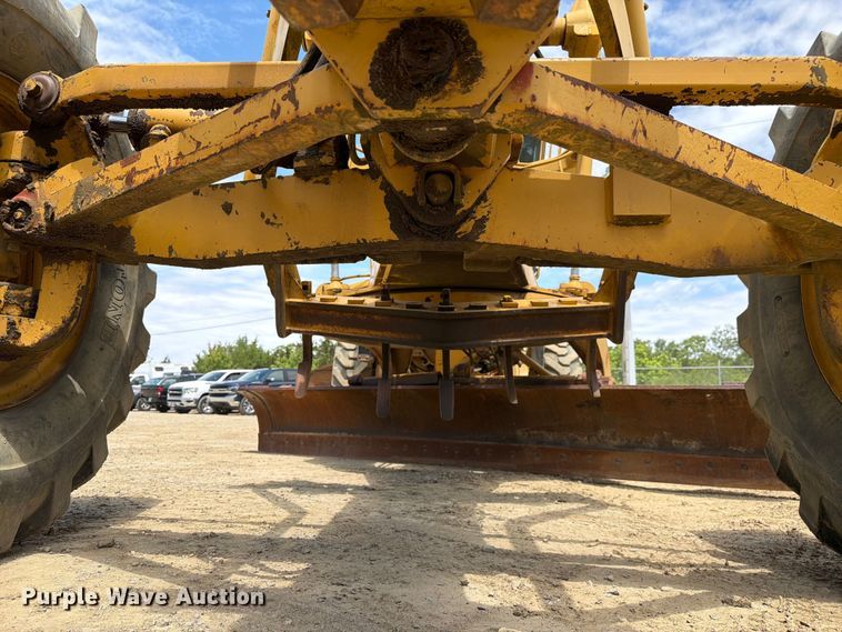 image for item FC3083 1994 Caterpillar 12G motor grader