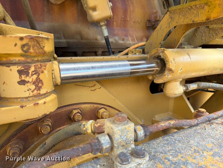 image for item FC3083 1994 Caterpillar 12G motor grader
