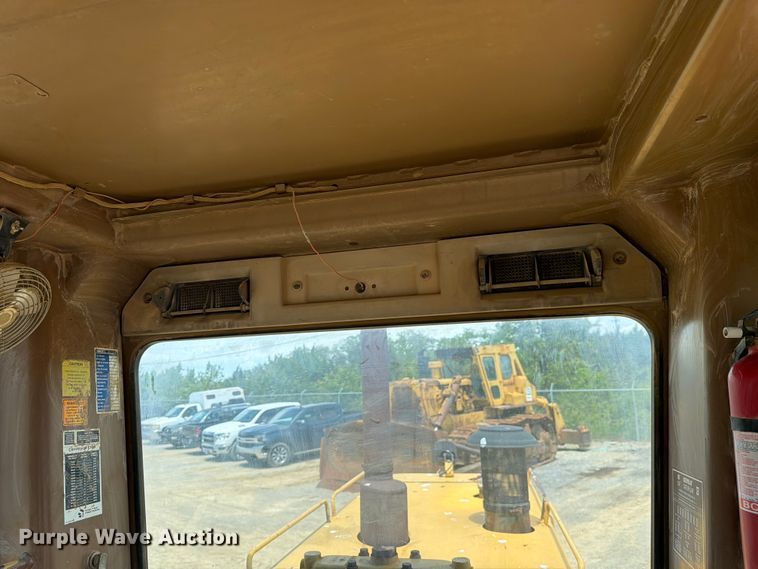 image for item FC3083 1994 Caterpillar 12G motor grader