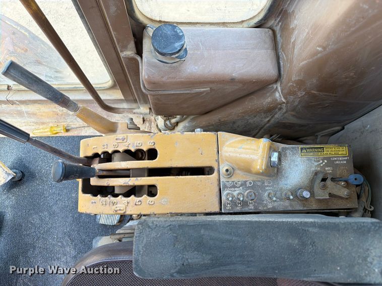 image for item FC3083 1994 Caterpillar 12G motor grader