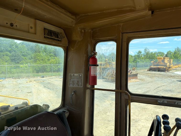 image for item FC3083 1994 Caterpillar 12G motor grader