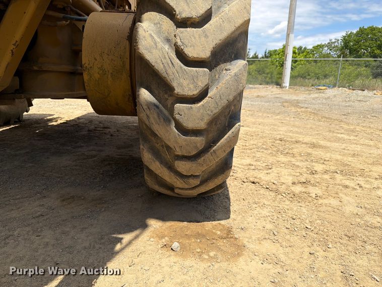 image for item FC3083 1994 Caterpillar 12G motor grader