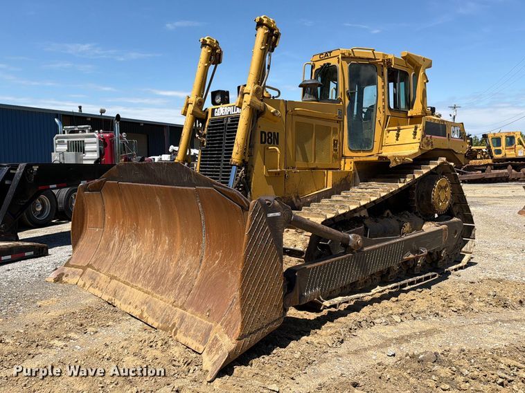 image for item FC3084 1990 Caterpillar D8N dozer