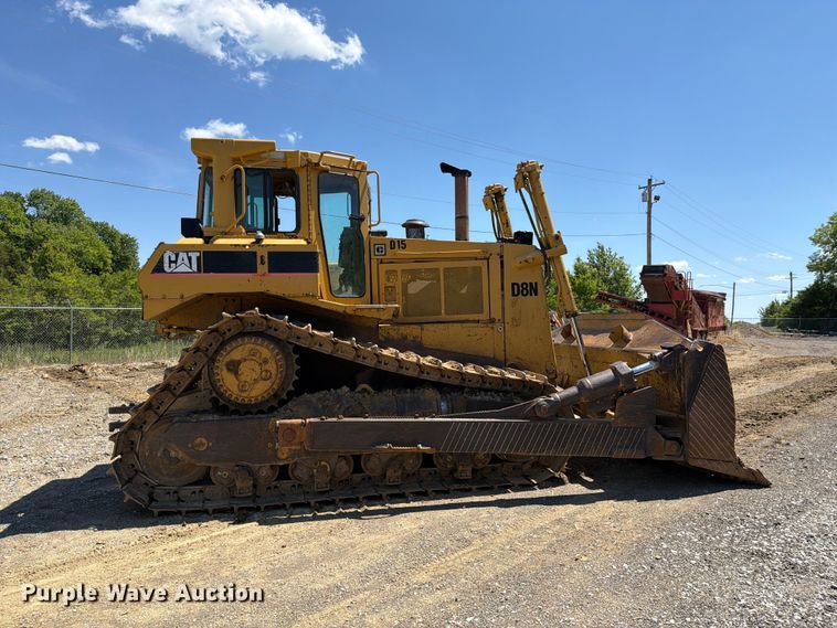 image for item FC3084 1990 Caterpillar D8N dozer