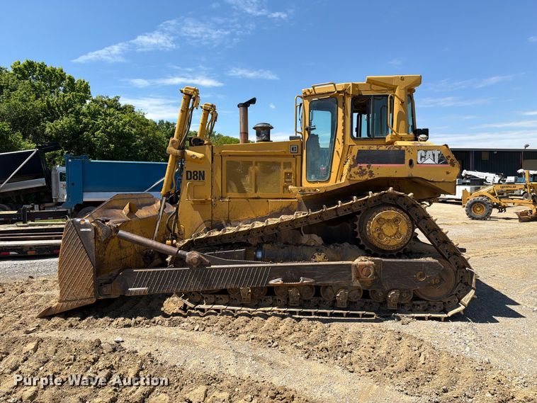 image for item FC3084 1990 Caterpillar D8N dozer