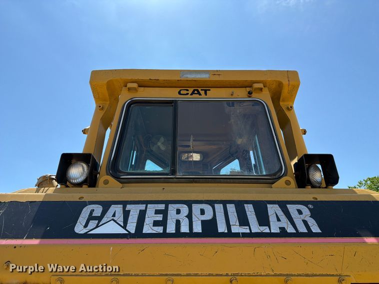 image for item FC3084 1990 Caterpillar D8N dozer