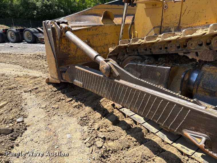 image for item FC3084 1990 Caterpillar D8N dozer