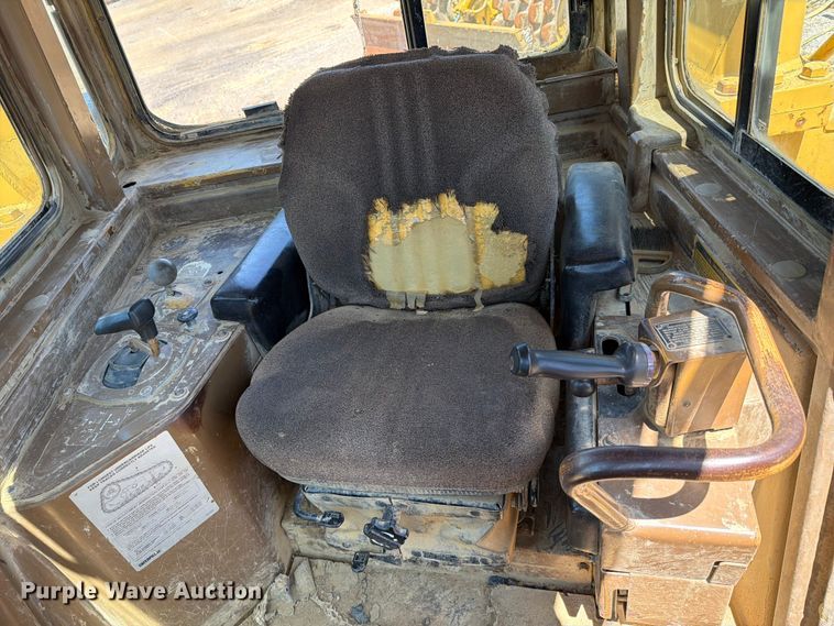 image for item FC3084 1990 Caterpillar D8N dozer