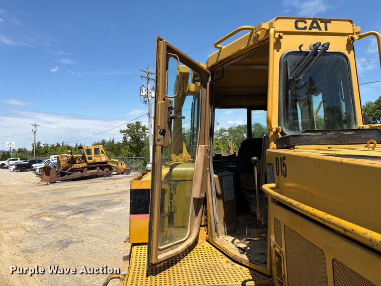 image for item FC3084 1990 Caterpillar D8N dozer