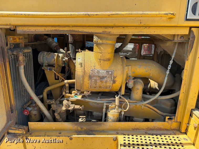 image for item FC3084 1990 Caterpillar D8N dozer