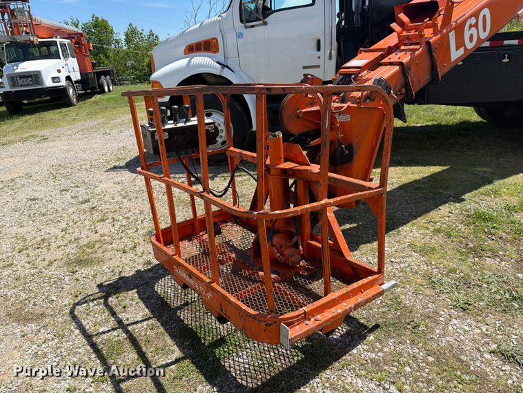 image for item FC3093 2009 Sterling Acterra bucket truck