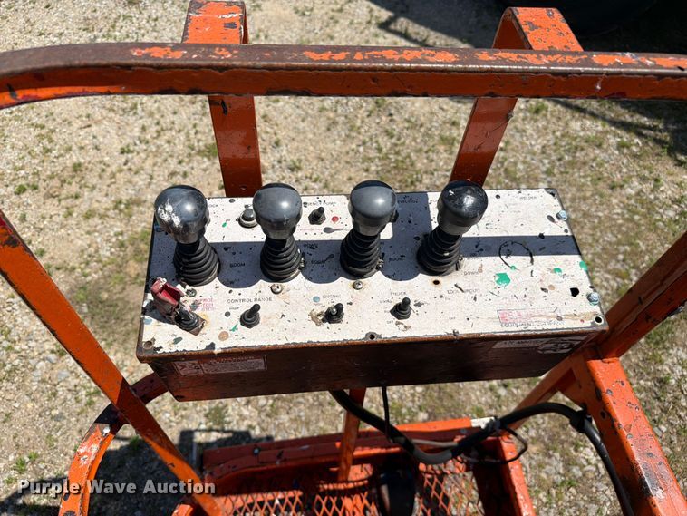 image for item FC3093 2009 Sterling Acterra bucket truck