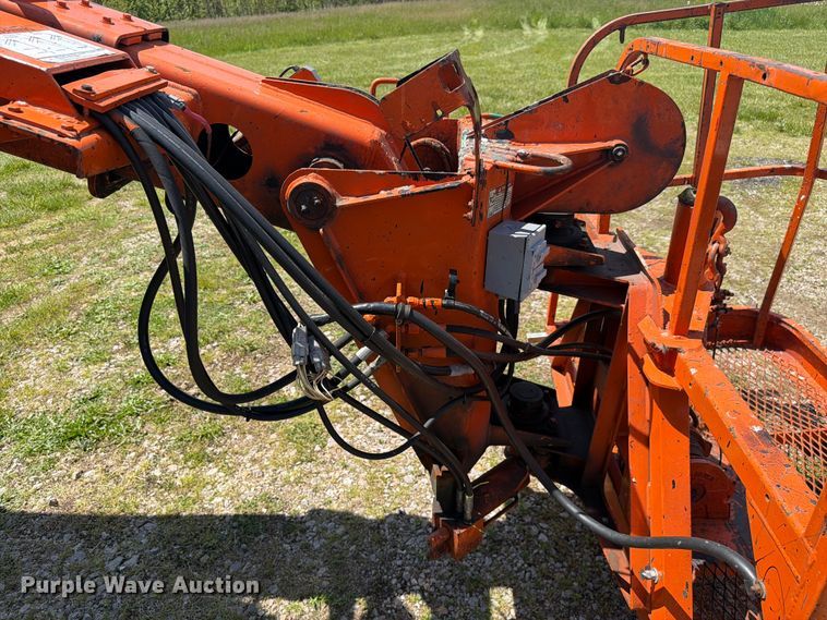 image for item FC3093 2009 Sterling Acterra bucket truck