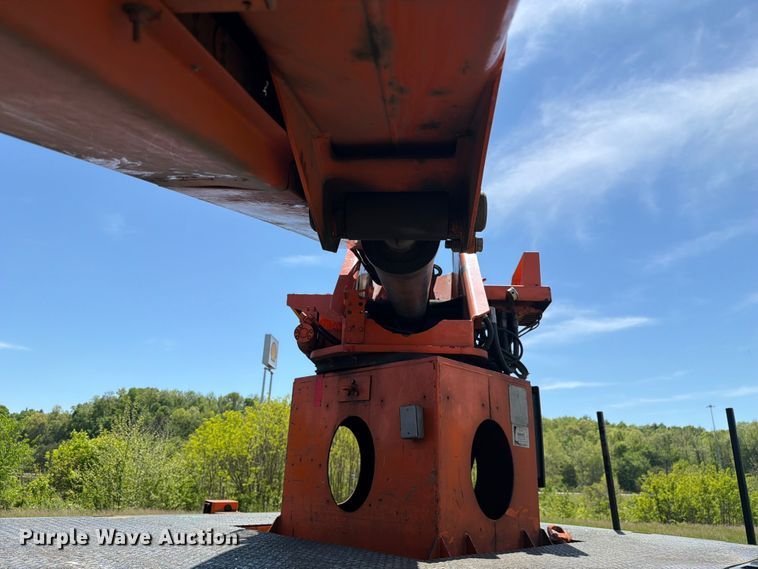 image for item FC3093 2009 Sterling Acterra bucket truck