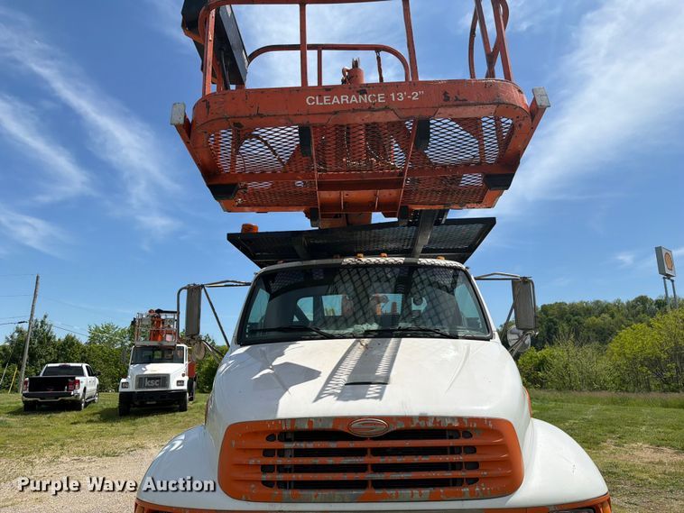 image for item FC3093 2009 Sterling Acterra bucket truck