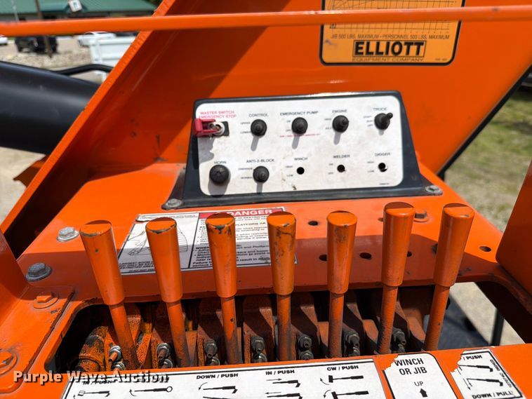 image for item FC3093 2009 Sterling Acterra bucket truck