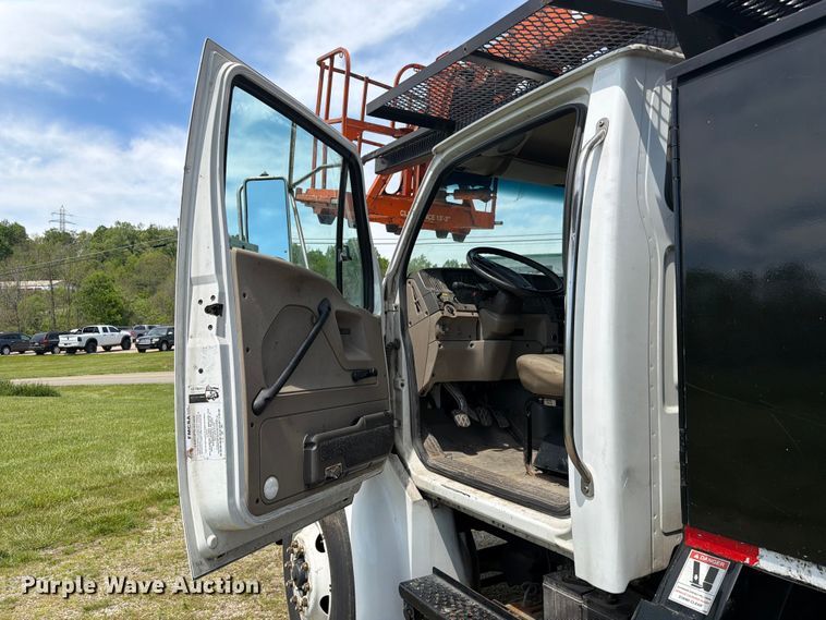image for item FC3093 2009 Sterling Acterra bucket truck