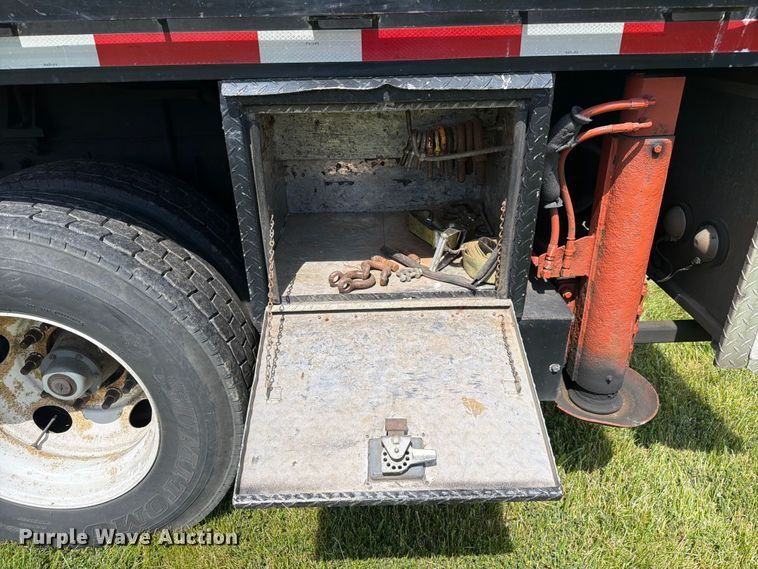 image for item FC3094 2000 Freightliner FL70 bucket truck