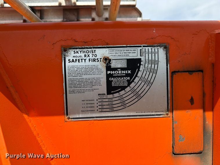 image for item FC3094 2000 Freightliner FL70 bucket truck
