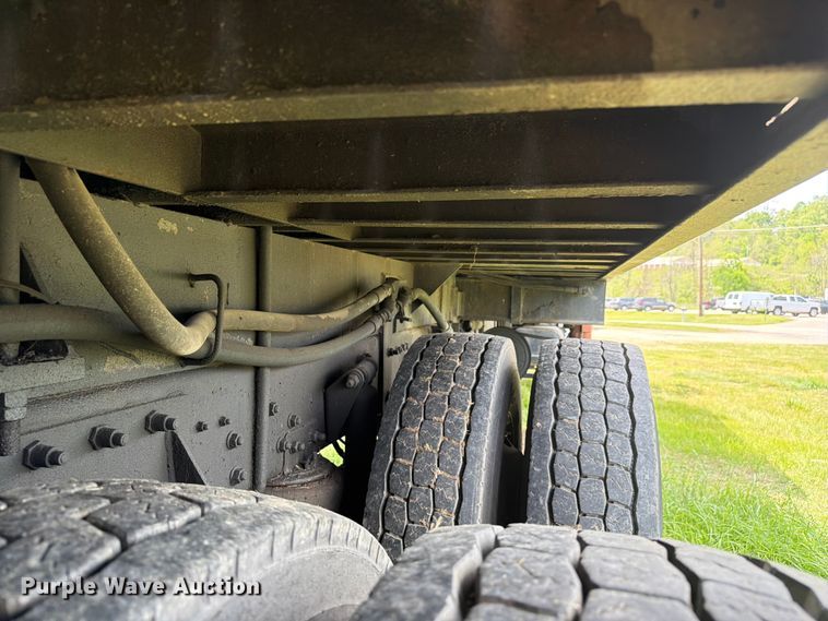 image for item FC3094 2000 Freightliner FL70 bucket truck