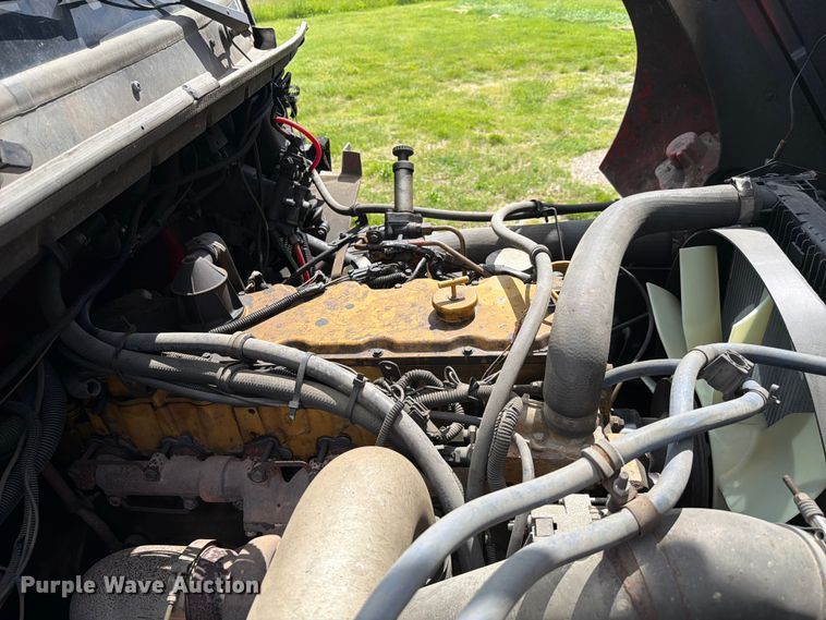 image for item FC3094 2000 Freightliner FL70 bucket truck
