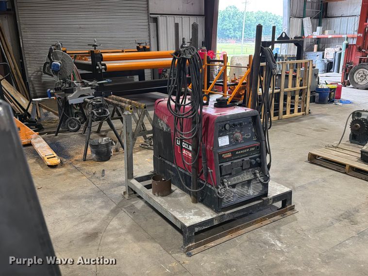 image for item FC3110 Lincoln Ranger 250 welder