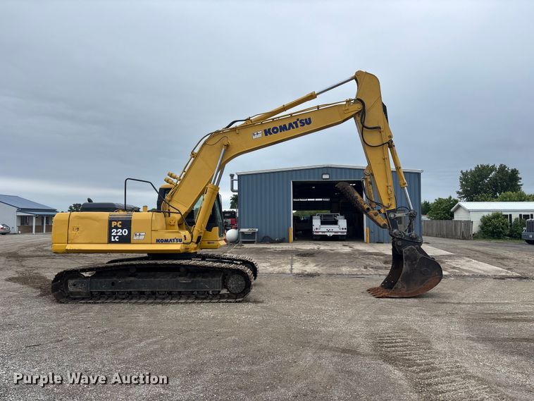image for item FC4699 2005 Komatsu PC220LC-7L  excavator