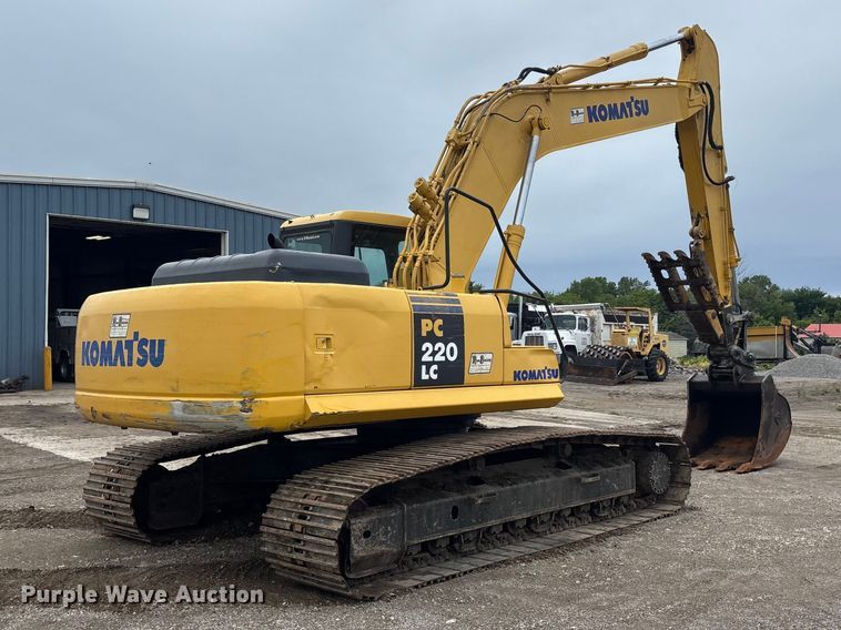 image for item FC4699 2005 Komatsu PC220LC-7L  excavator