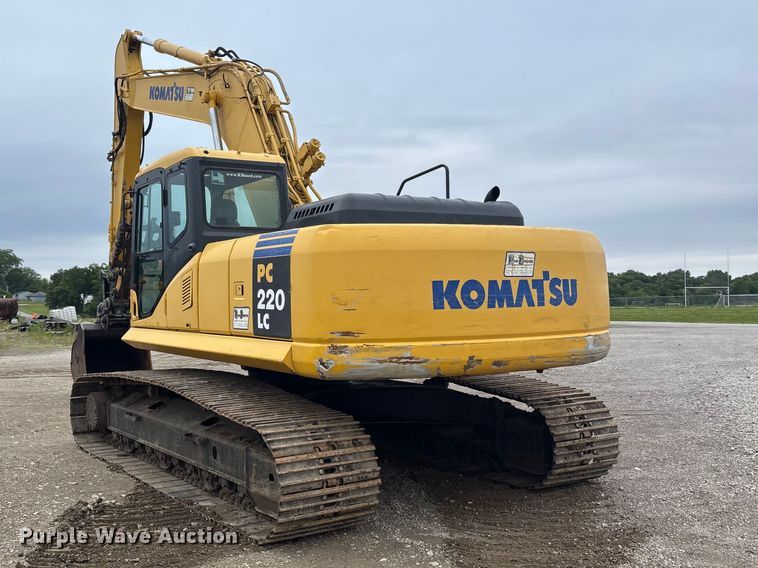 image for item FC4699 2005 Komatsu PC220LC-7L  excavator
