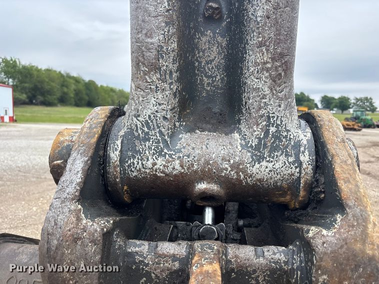 image for item FC4699 2005 Komatsu PC220LC-7L  excavator