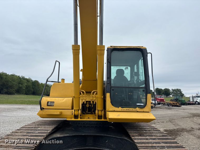 image for item FC4699 2005 Komatsu PC220LC-7L  excavator