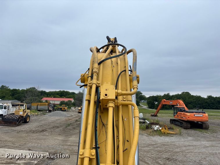image for item FC4699 2005 Komatsu PC220LC-7L  excavator