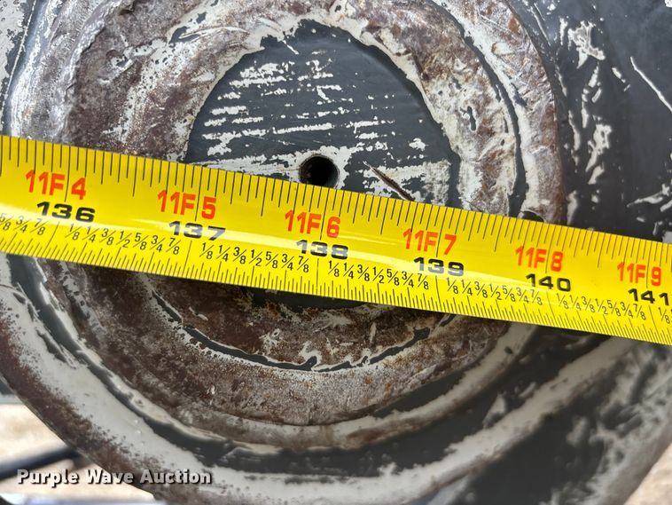image for item FC4699 2005 Komatsu PC220LC-7L  excavator