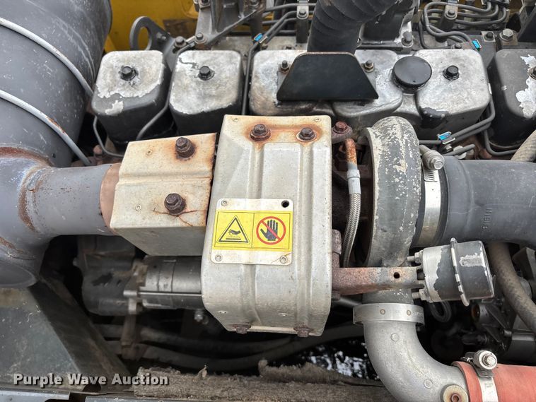 image for item FC4699 2005 Komatsu PC220LC-7L  excavator